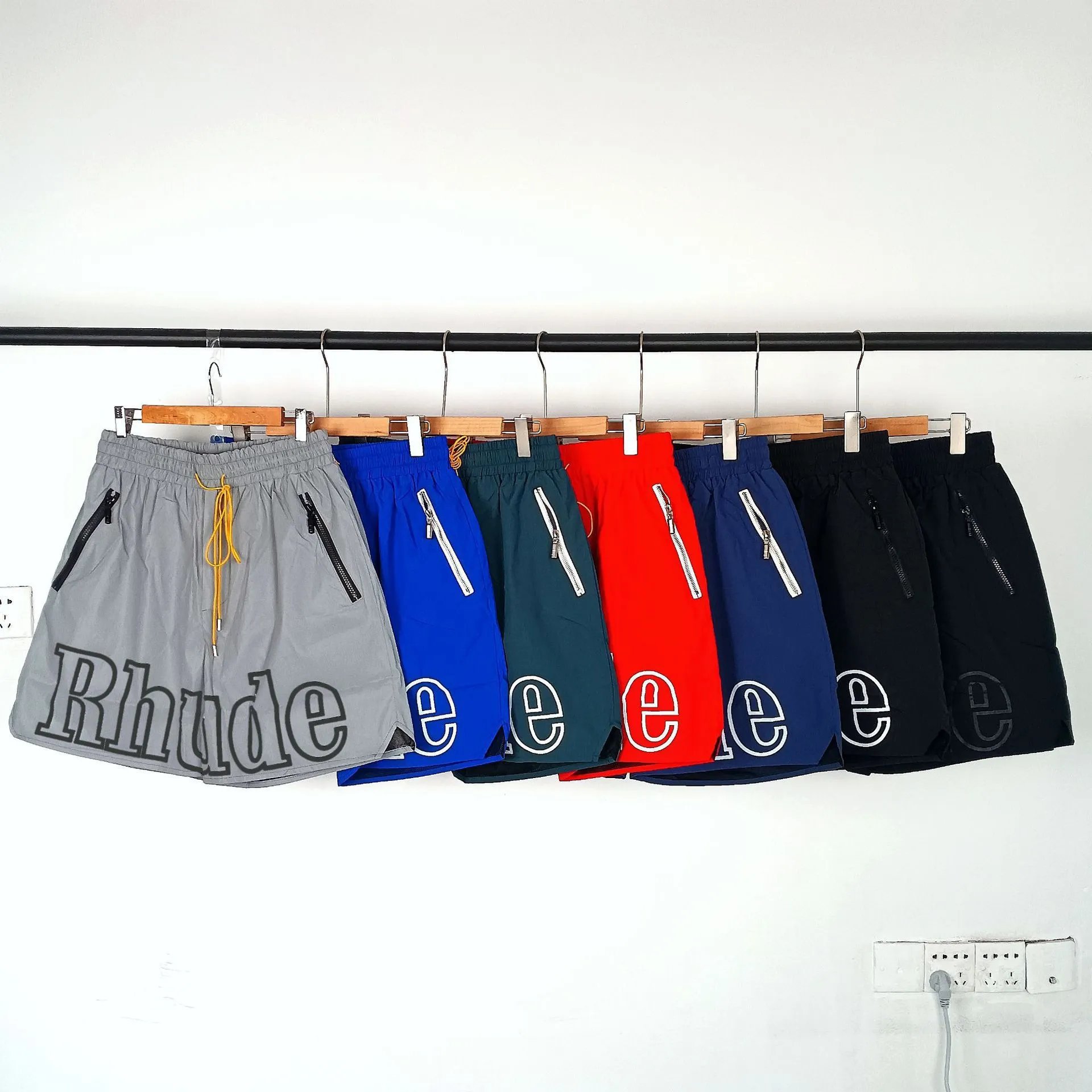 Reflective casual shorts American high street beach shorts for men and women  